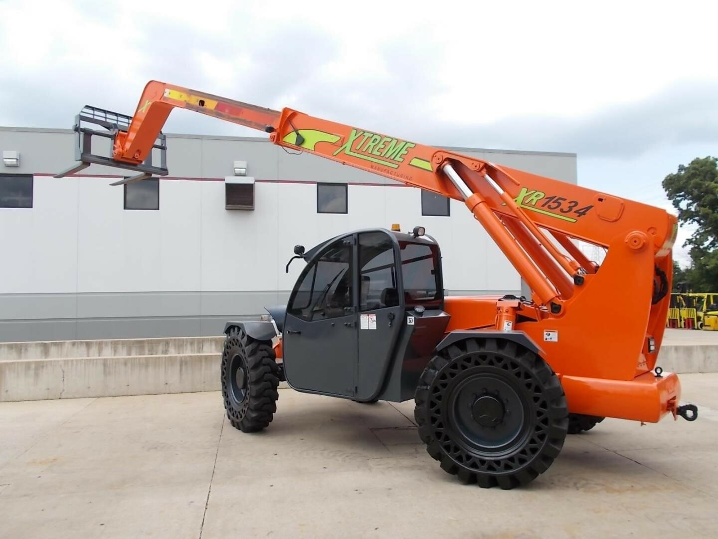Xtreme XR1534 Crane Overview and Specifications | Bigge.com