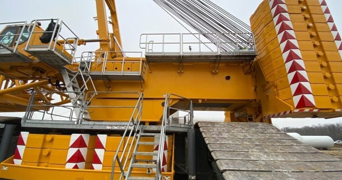 2020 Liebherr LR 11000 Crawler Crane For Sale | Bigge.com