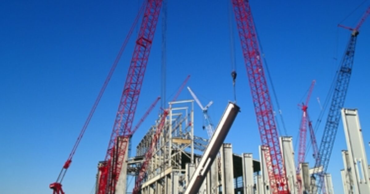 Manitowoc 999 Crane Overview and Specifications