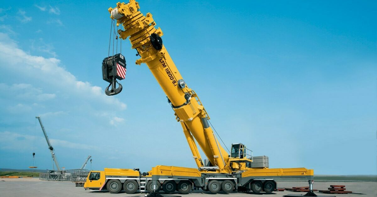 Liebherr LTM 11200-9.1 Crane Overview and Specifications | Bigge.com