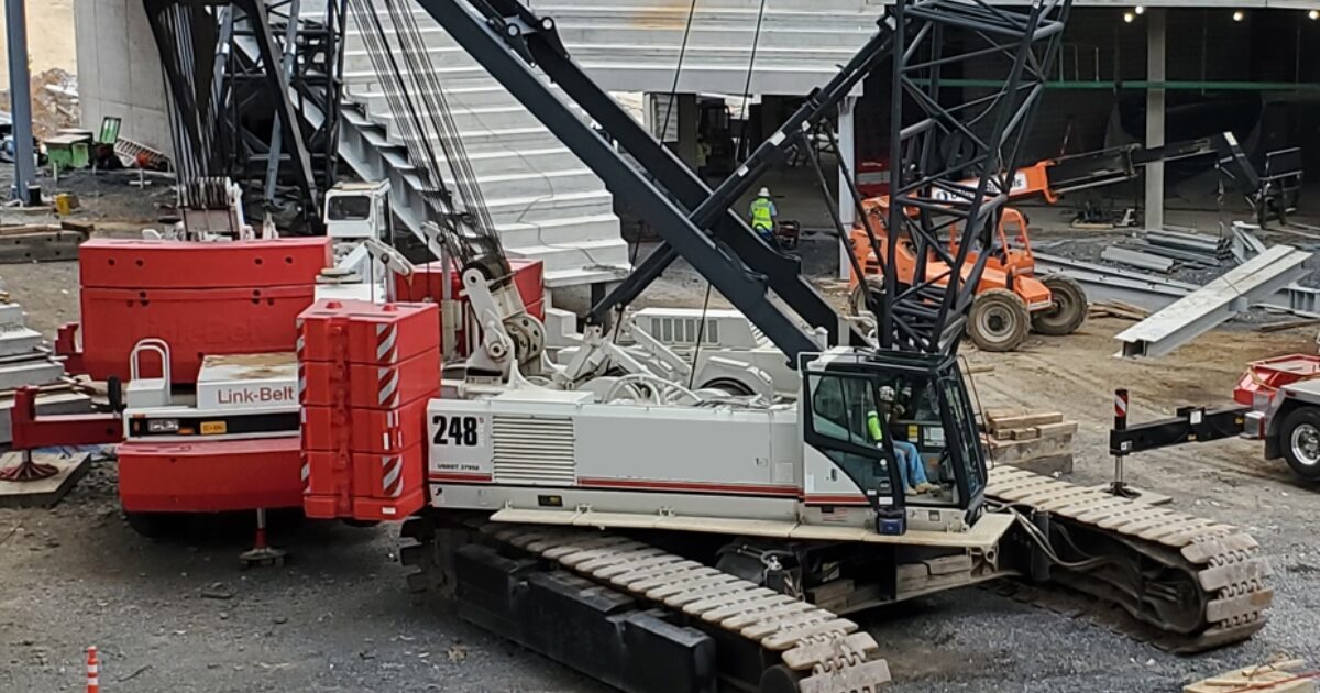 Link belt crawler clearance cranes