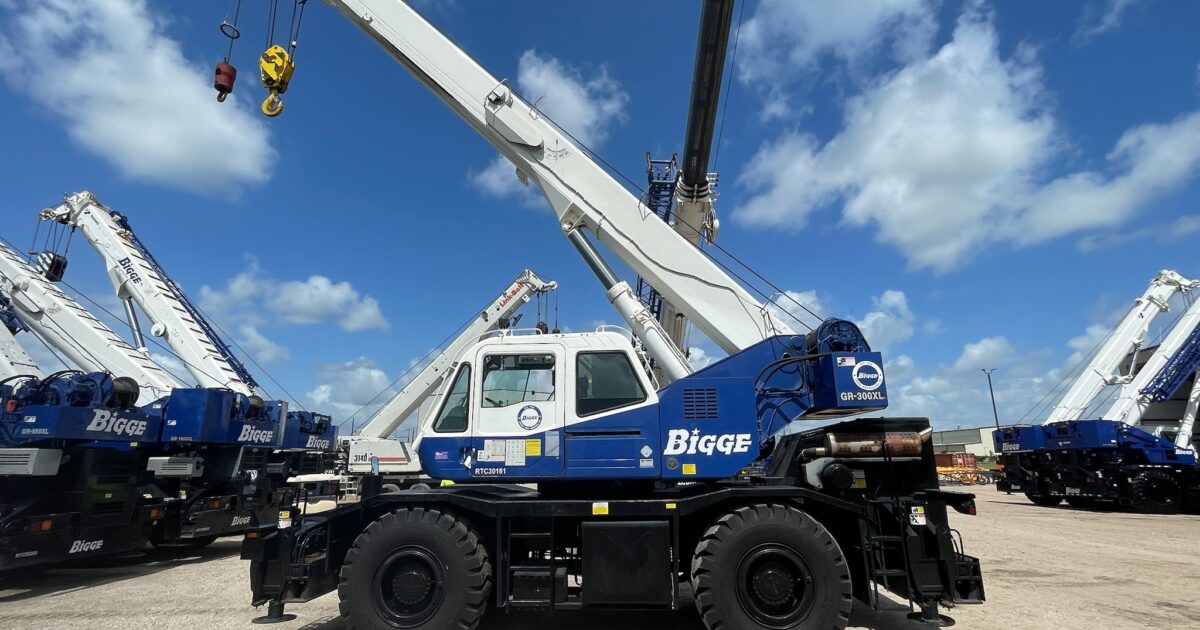 2008 Tadano GR-300XL-1 Rough Terrain Crane For Sale | Bigge.com