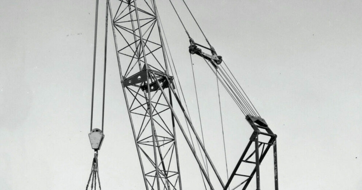 1963 - P&H 890 Truck Crane | Media Gallery | Bigge.com